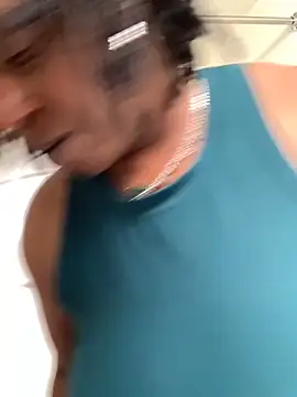 Онлайн чат XXX markquanna