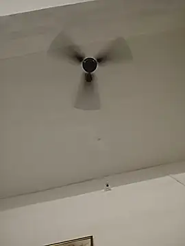 NakedMILFx Pertunjukan Webcam