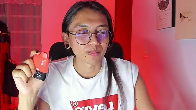 XXX chat uživo modela _Astrea_