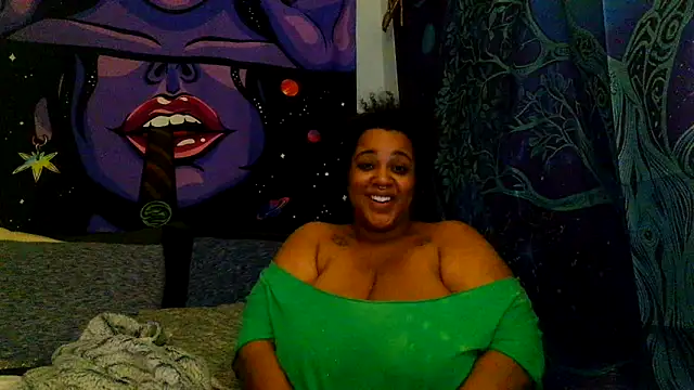 AutumnHart Adlı Modelin Canlı XXX Sohbeti