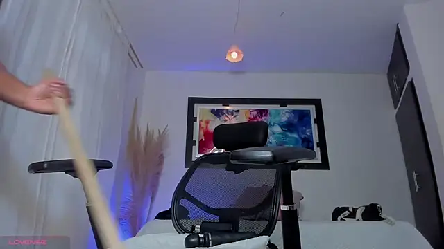 Scarlett_811 Adlı Modelin Canlı XXX Sohbeti