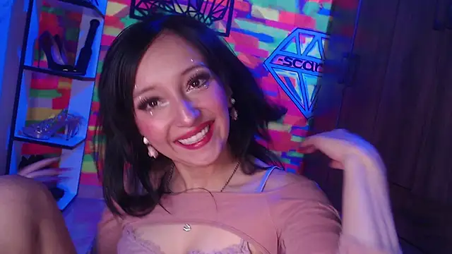 ScarlatSultry Adlı Modelin Canlı XXX Sohbeti