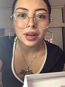 Valu_euphoria's Live XXX Chat