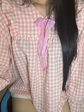 Yiyina_17のライブXXXチャット