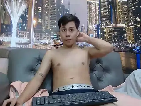 santiago_xxxcol Adlı Modelin Web Kamerası Şovu