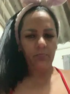 tyraba Adlı Modelin Canlı XXX Sohbeti