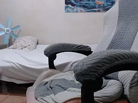 عرض كام Mistress_Bigcockts