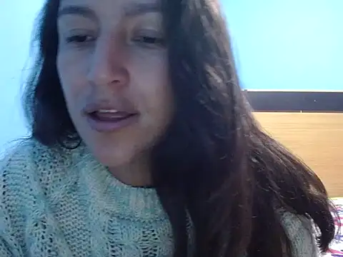 SarahFriendly live XXX chat