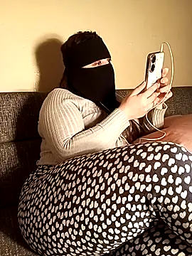 LONA-_- Live XXX-Chat