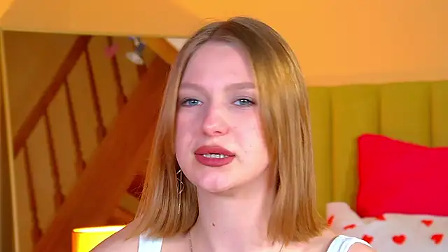 BeatriceBinoche 现场XXX聊天