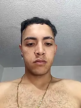 Flako_22cm: διαδικτυακό σόου στην κάμερα