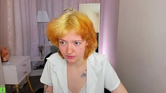 Star_Bee Pertunjukan Webcam