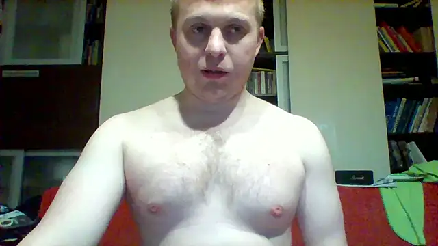 Show modela Matttthees na web-kameri