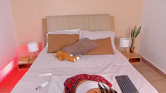 Онлайн чат XXX Nicolle_Duke