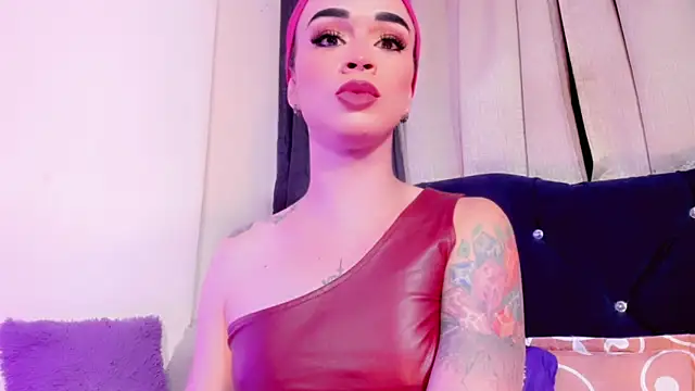 Pokazy przed kamerką – lesly_xx