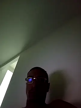 mellow_smoke Adlı Modelin Web Kamerası Şovu