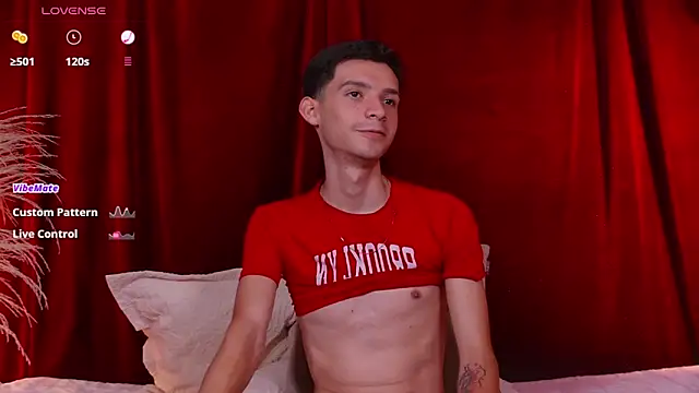 VicenteFerrer Adlı Modelin Canlı XXX Sohbeti