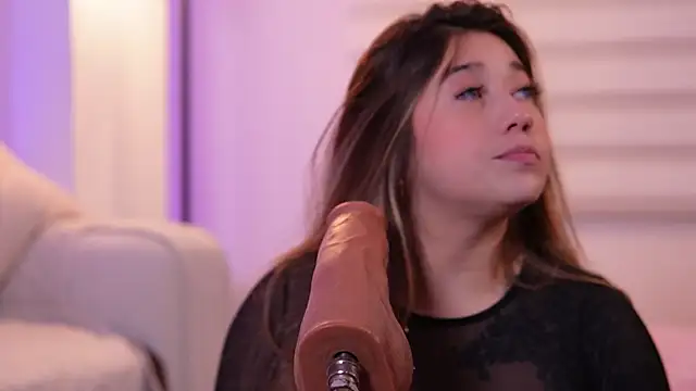 แชท XXX สดของ lilith_gray9