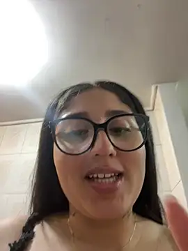 croftsmila's Live XXX Chat