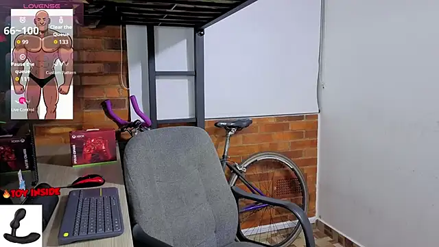 Marck_Musclen Webbikameraesitys