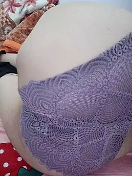 XXX chat uživo modela Haralushiaaa