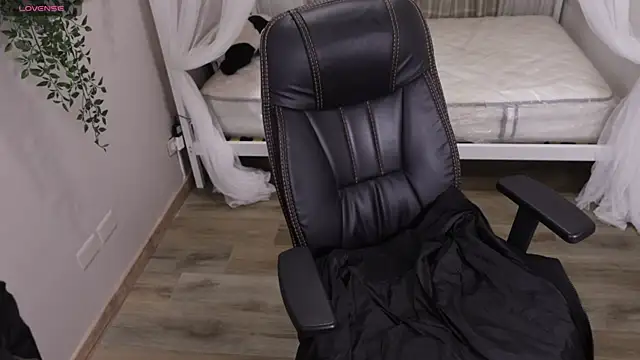 nixxiee__'s Live XXX Chat