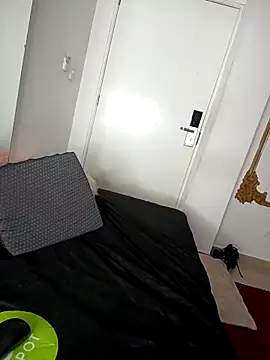 Cristal_Bons Chat XXX live