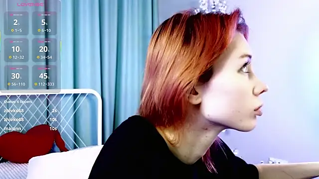 Kiara_Dream élő XXX-chatje