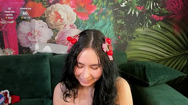 GiovannaAntonelli's Live XXX Chat