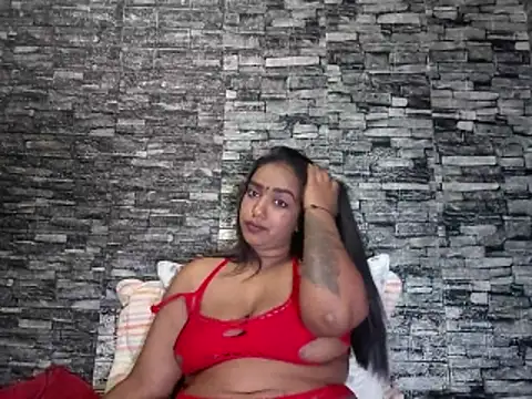 Indiasfantasy_ élő XXX-chatje