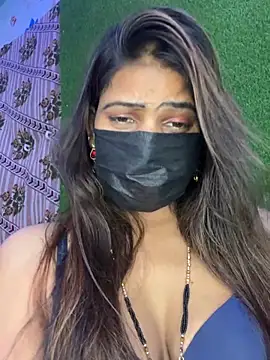 CUTI-NAINA – Live XXX-chat