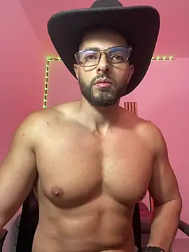 magnumchris Adlı Modelin Canlı XXX Sohbeti