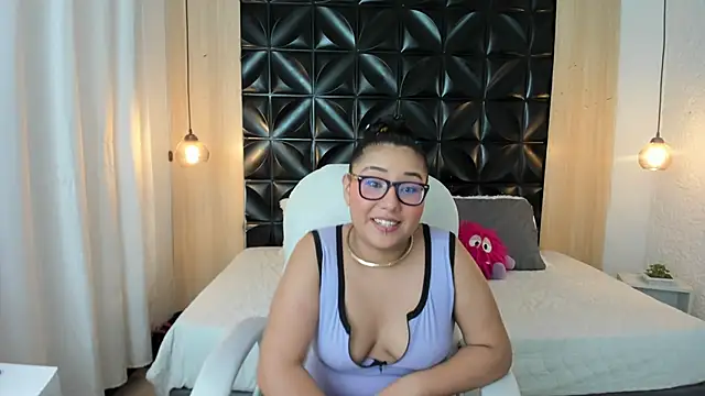 Rapthalia_ Live XXX-chat