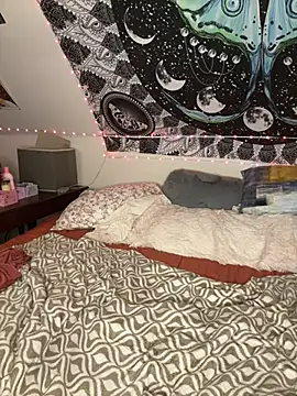 XXX chat uživo modela SuzyCatzz