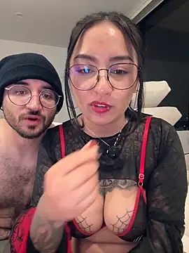 Rae_Lil_White élő XXX-chatje