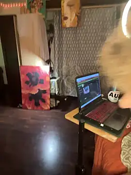 Chat XXX en directo de SuzyCatzz