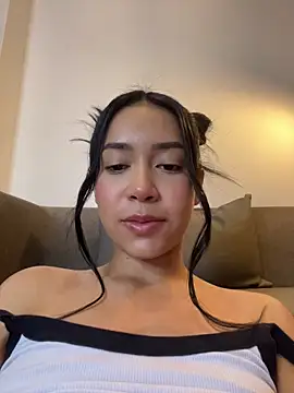 Soe_Love's Live XXX Chat