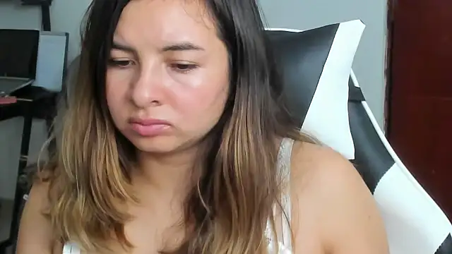 __Emma__11__Lecat_ Chat XXX in diretta