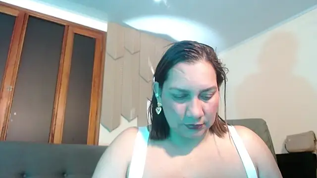 mia_coral1 现场XXX聊天