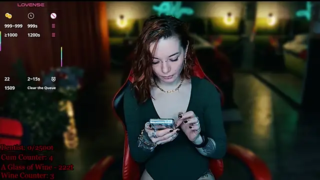 Chat +18 de MaxPhoenixx ao vivo