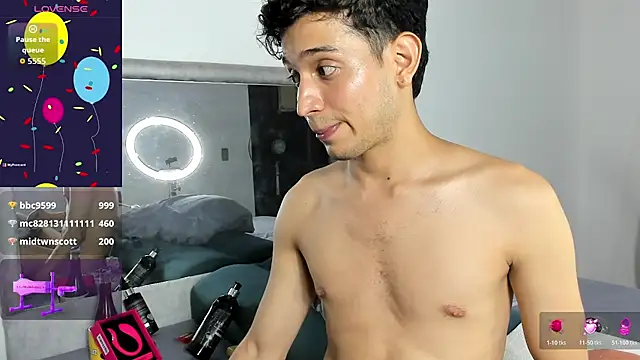 Benjamin_Buster 라이브 XXX 채팅