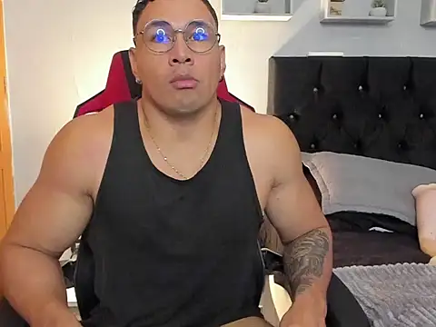 tyler_hank01 Live XXX-chat