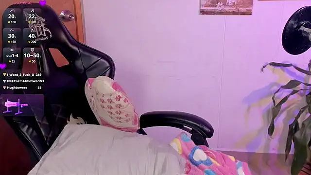 دردشة LilyRobertts الجنسية المباشرة