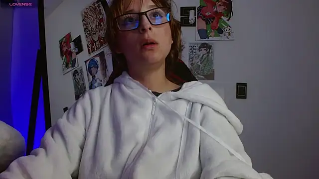 دردشة CelesteAyase الجنسية المباشرة