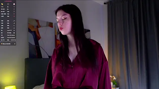 دردشة SelmaCarolfi الجنسية المباشرة