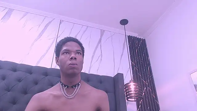 Santiago_Ortiz_ Show Webcam