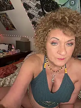 SuzyCatzz 라이브 XXX 채팅