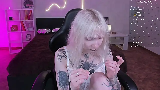 Živý XXX chat tattoo_art_baby