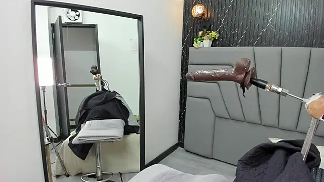 Chat +18 de Angie_Will ao vivo