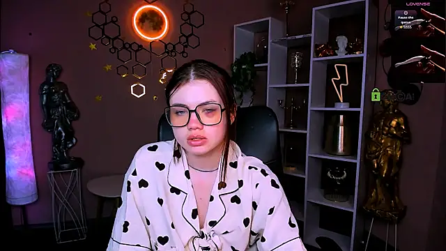 isabel_wave Adlı Modelin Canlı XXX Sohbeti